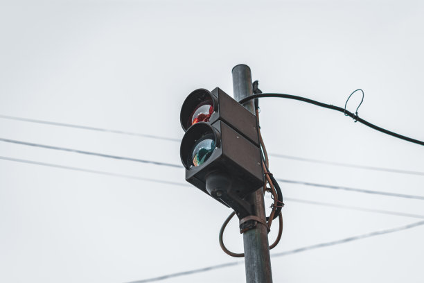 小的自行车信号灯从下面发射图片下载