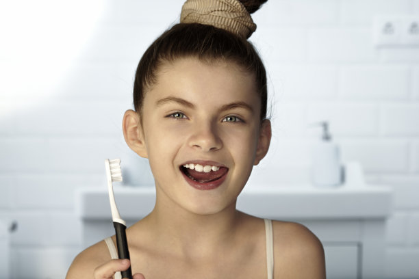 美丽健康的微笑图片下载