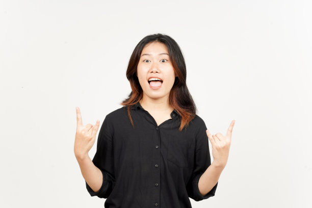 展示了被隔离在白色背景上的美丽的亚洲妇女的金属手图片下载