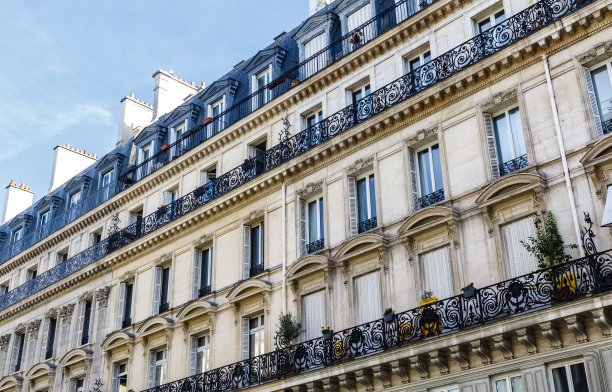 法国，欧洲，巴黎市中心的巴黎公寓图片下载