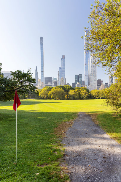 曼哈顿的摩天大楼和中央公园图片下载