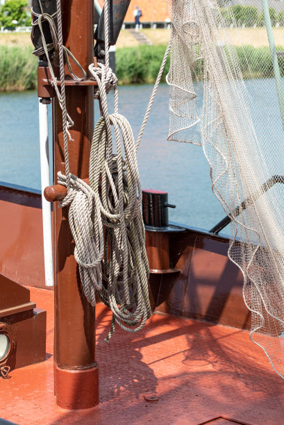 恩克惠镇的渔网。图片下载