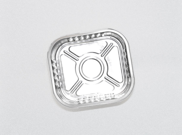 白色背景上的食物容器模型图片下载