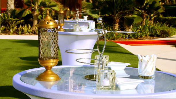 卓美亚Al Qasr Madinat酒店：阿拉伯塔附近婚礼装饰图片下载