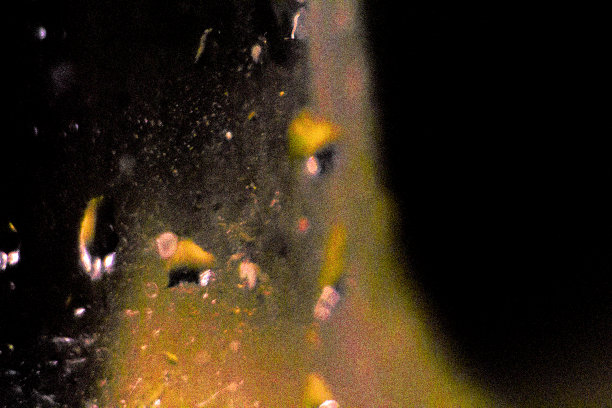 抽象艺术瓶玻璃滴图片下载