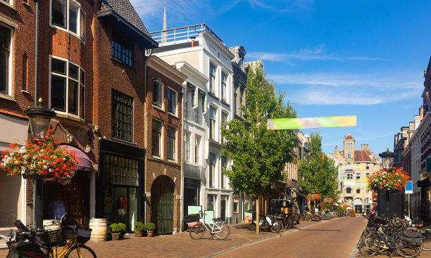 白天的乌得勒支街道图片下载