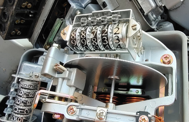 电表设备损坏。图片下载