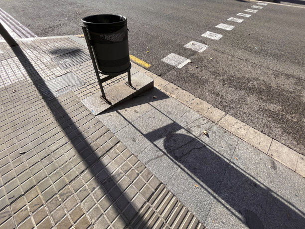 交通标志图片下载