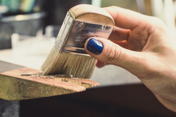 近距离的珠宝生产概念照片图片下载