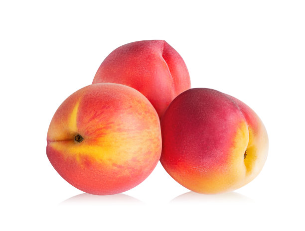 白色背景上孤立的桃果。图片下载
