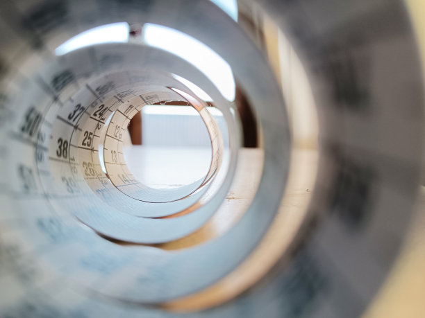 明亮的光视图通过一个仪表的剪裁图片下载