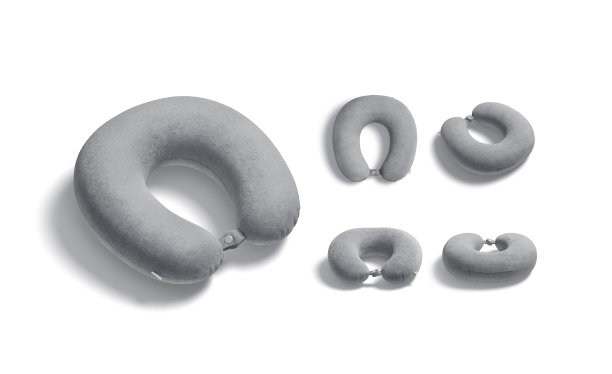 空白灰色旅行枕模拟起来，不同的风景图片下载