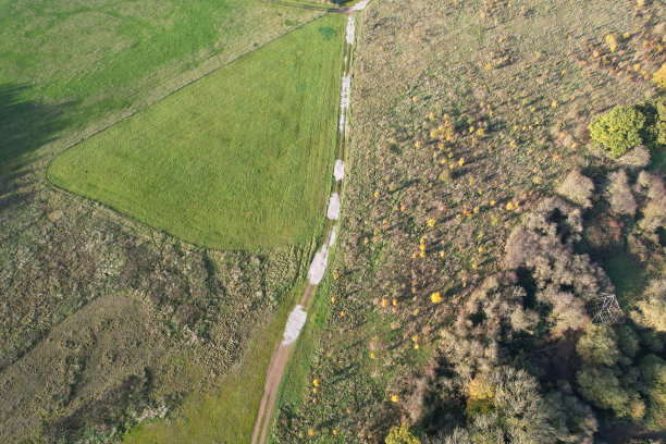 无人机拍摄的英国乡村美景图片下载