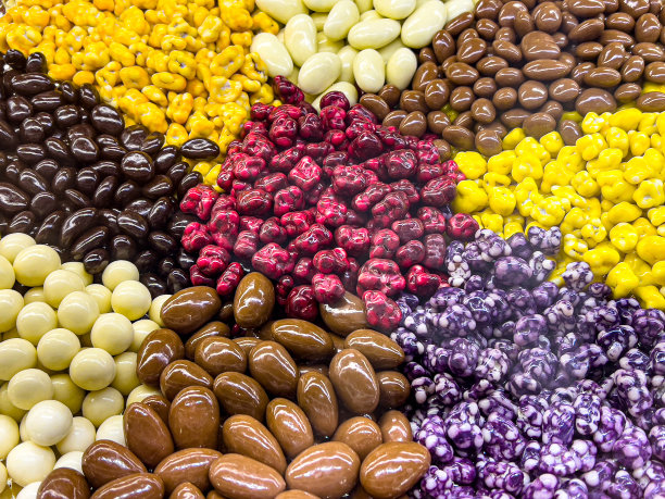 中东传统坚果糖果图片下载