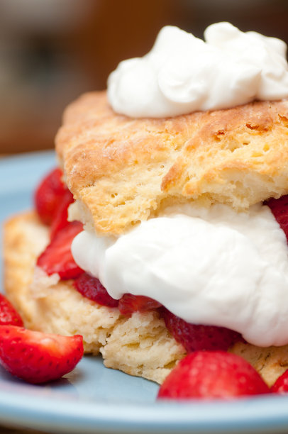 草莓酥饼库存照片图片下载