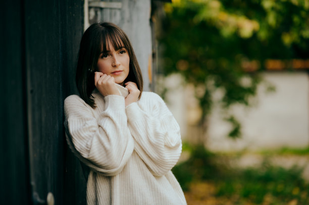 少女秋画像图片下载