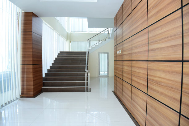 通往顶端的阶梯图片下载