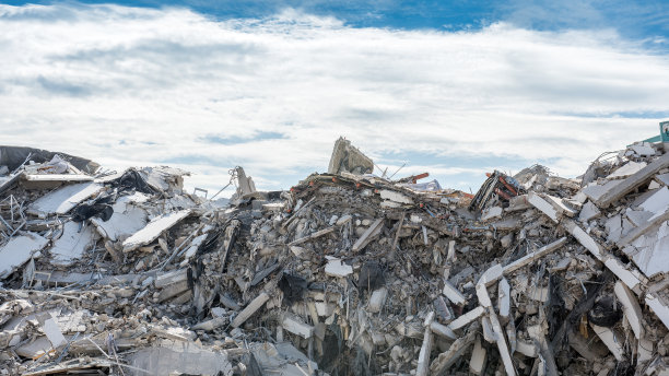 彻底的毁灭图片下载