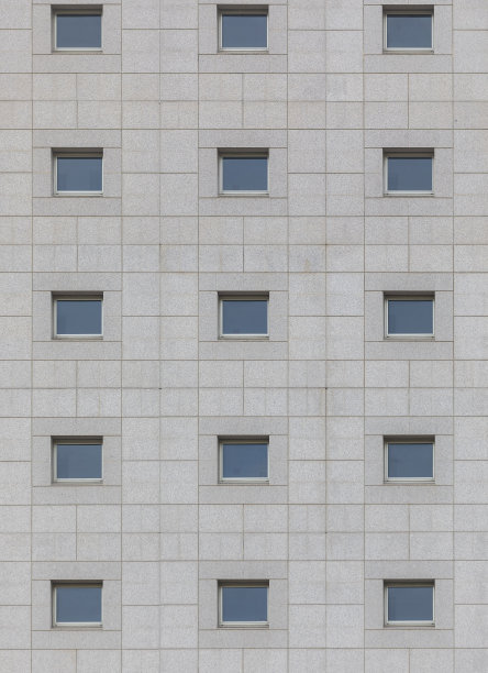 建筑的外观。窗外天空的倒影图片下载