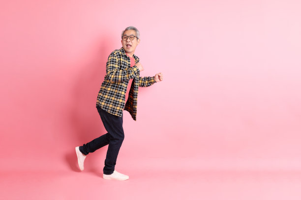 休闲男士图片下载