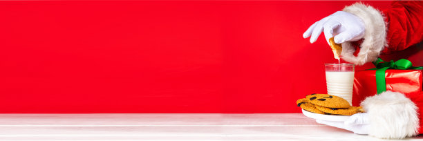 圣诞老人摘饼干的手图片下载