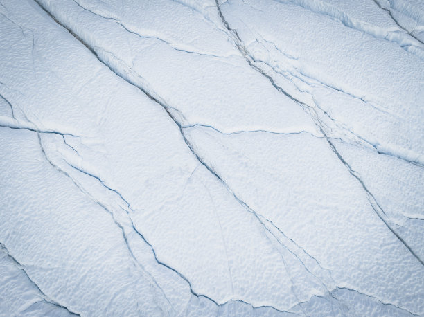 冰山表面的纹理和裂缝图片下载
