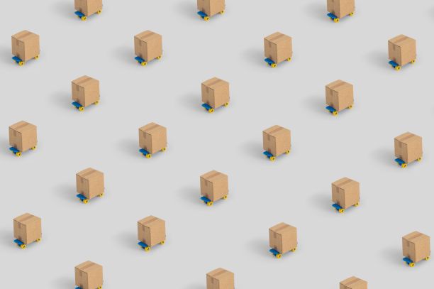 滑板上的小纸箱图案的3D渲染-交付的概念图片下载