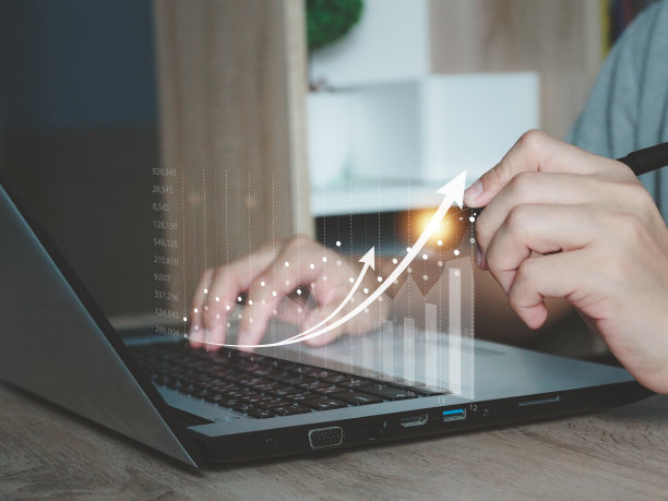 投资思路商务人士分析财务数据图表图片下载