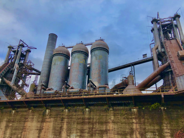 老钢铁厂图片下载