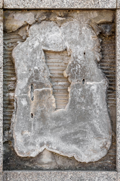 用破墙砖做的框架。有胶结层的空间图片下载