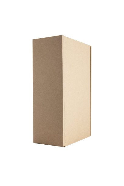 白色背景上的长方形纸板包装盒图片下载