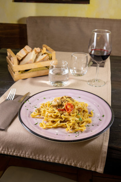 博世意大利面图片下载