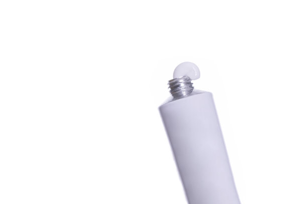 白色管与药膏隔离在白色背景图片下载