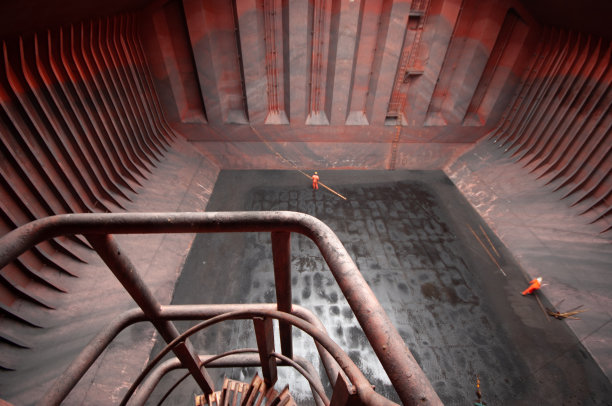 一艘煤船图片下载