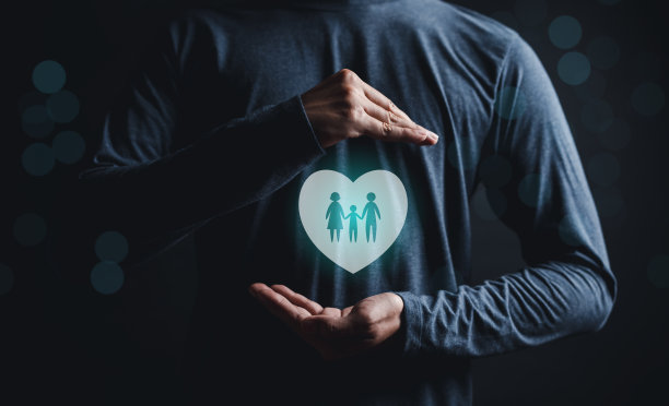 商人的保护姿态和家庭，生命，健康和房屋保险图标。保险概念，家庭人寿保险和政策概念。图片下载