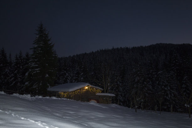 寂静的冬夜图片下载