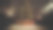 有沙发和白地毯的房子里的圣诞树图片下载