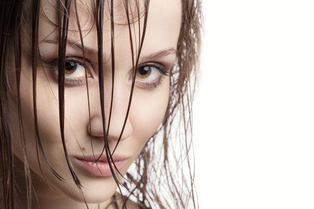 湿发女子图片下载