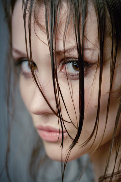 湿发人像图片下载