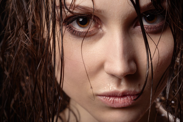 湿发人像图片下载