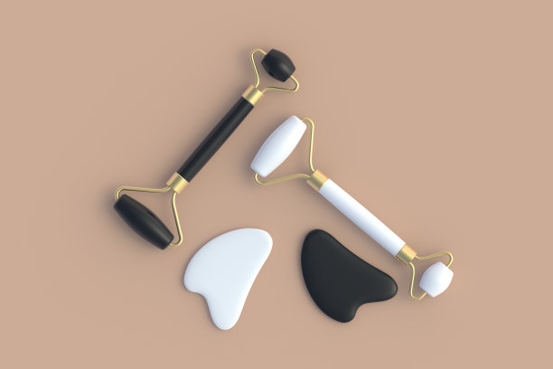 面部按摩用滚轮和刮砂石。提颜健体。化妆品配件。面部皮肤护理。前视图。三维渲染图片下载