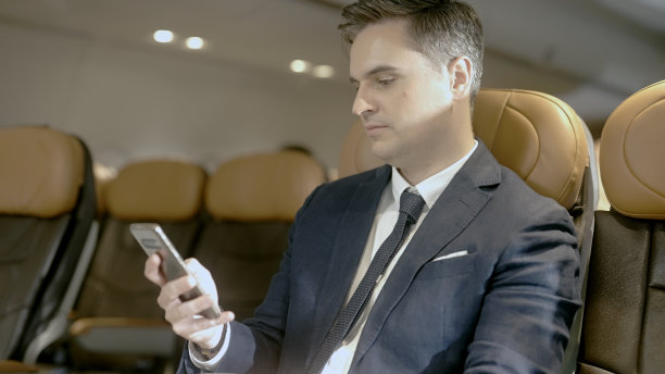 客运服务的工作人员图片下载