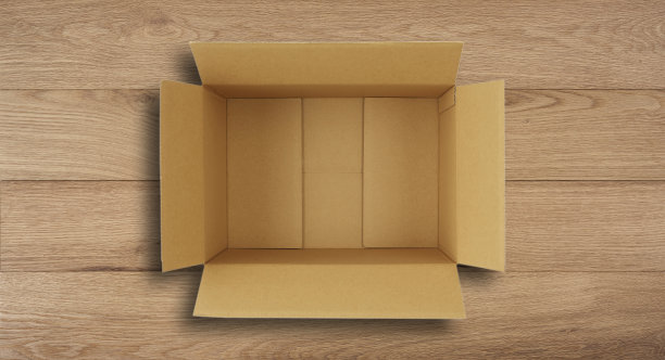 打开空纸板箱关闭。影棚拍摄,图片下载