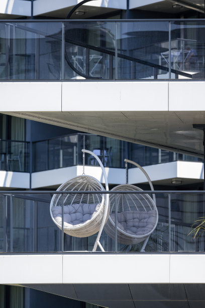 在阳台上放松图片下载