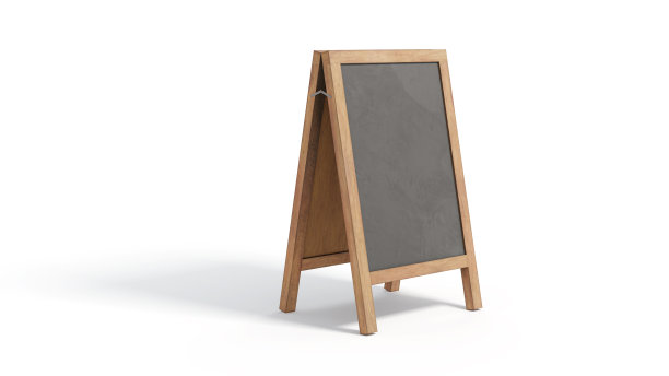 人行道黑板孤立在白色背景。包括剪切路径。图片下载