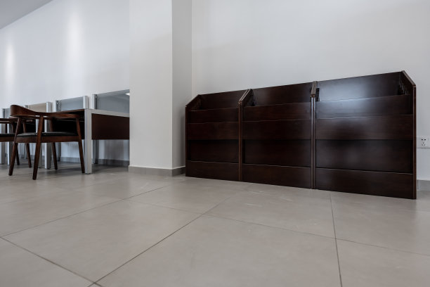 高中阅览室图片下载