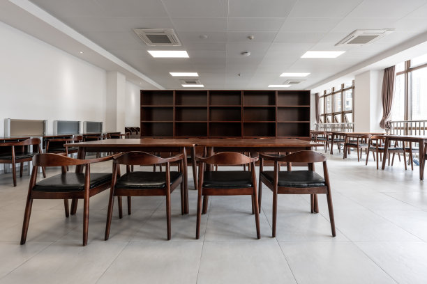 学校阅览室图片下载