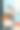妈妈、爸爸、儿子和女儿正在他们的客厅里唱着、弹着圣诞歌曲。父亲和儿子弹吉他，母亲和女儿弹钢琴。图片下载