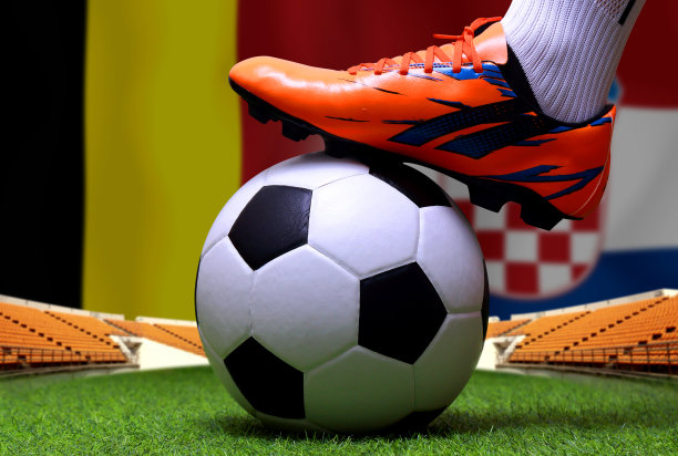 比利时国家和克罗地亚国家之间的足球杯比赛。图片下载