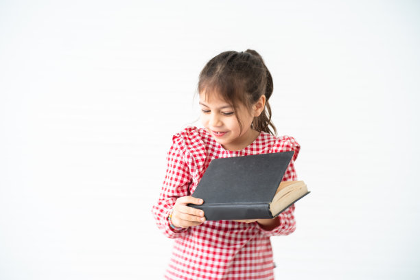 女孩快乐的童年图片下载